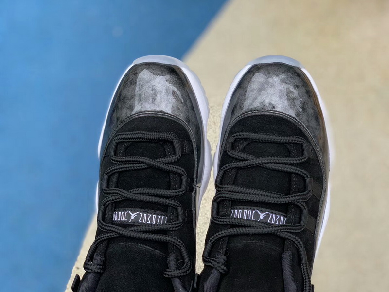 Authentic Air Jordan 11 Low Barons 